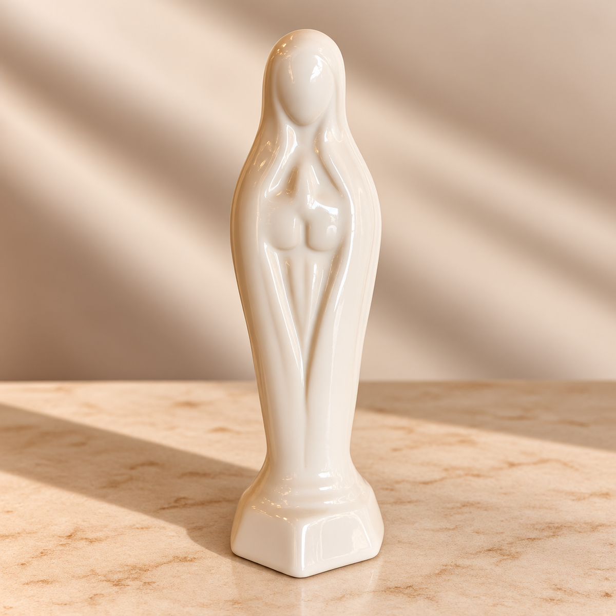 Virgen Maria en oración de Ceramica