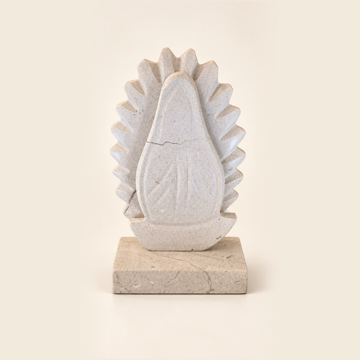 Virgen de Guadalupe de mármol